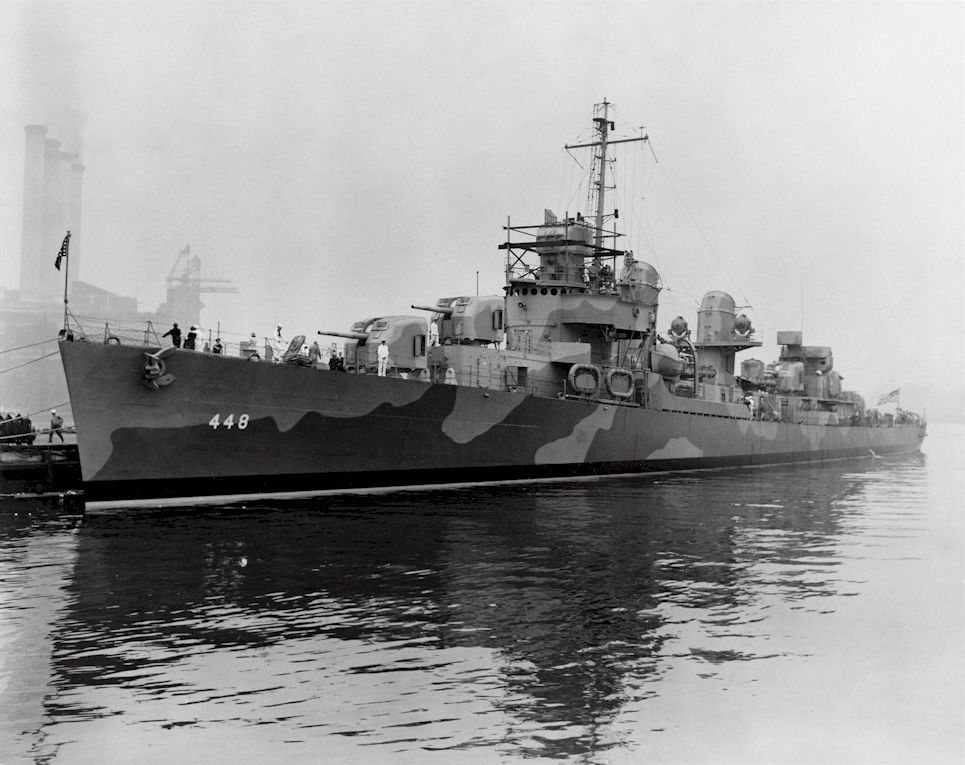 USS La Valette (DD-448) in 1942
