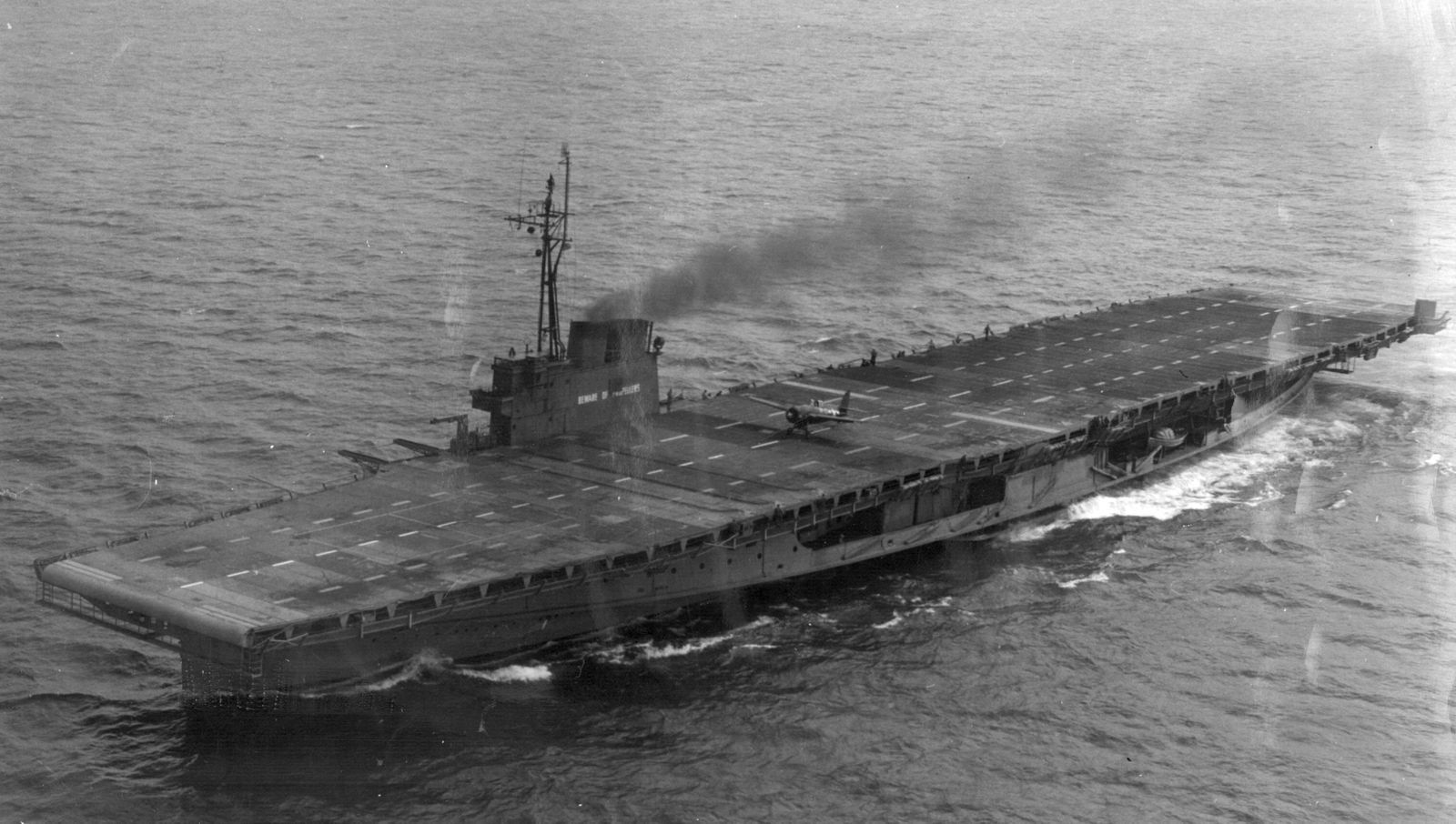 USS Sable (IX-81), 1944-1945.jpg
