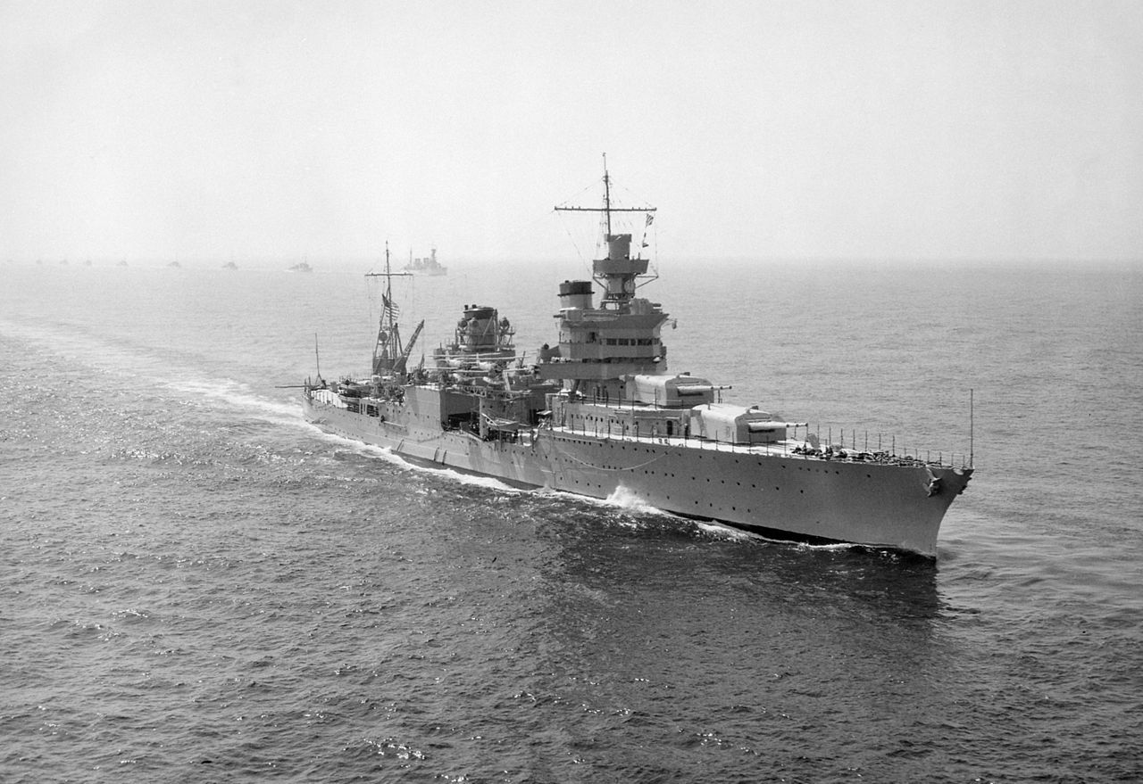 USS_Indianapolis_CA-35_underway_in_1939