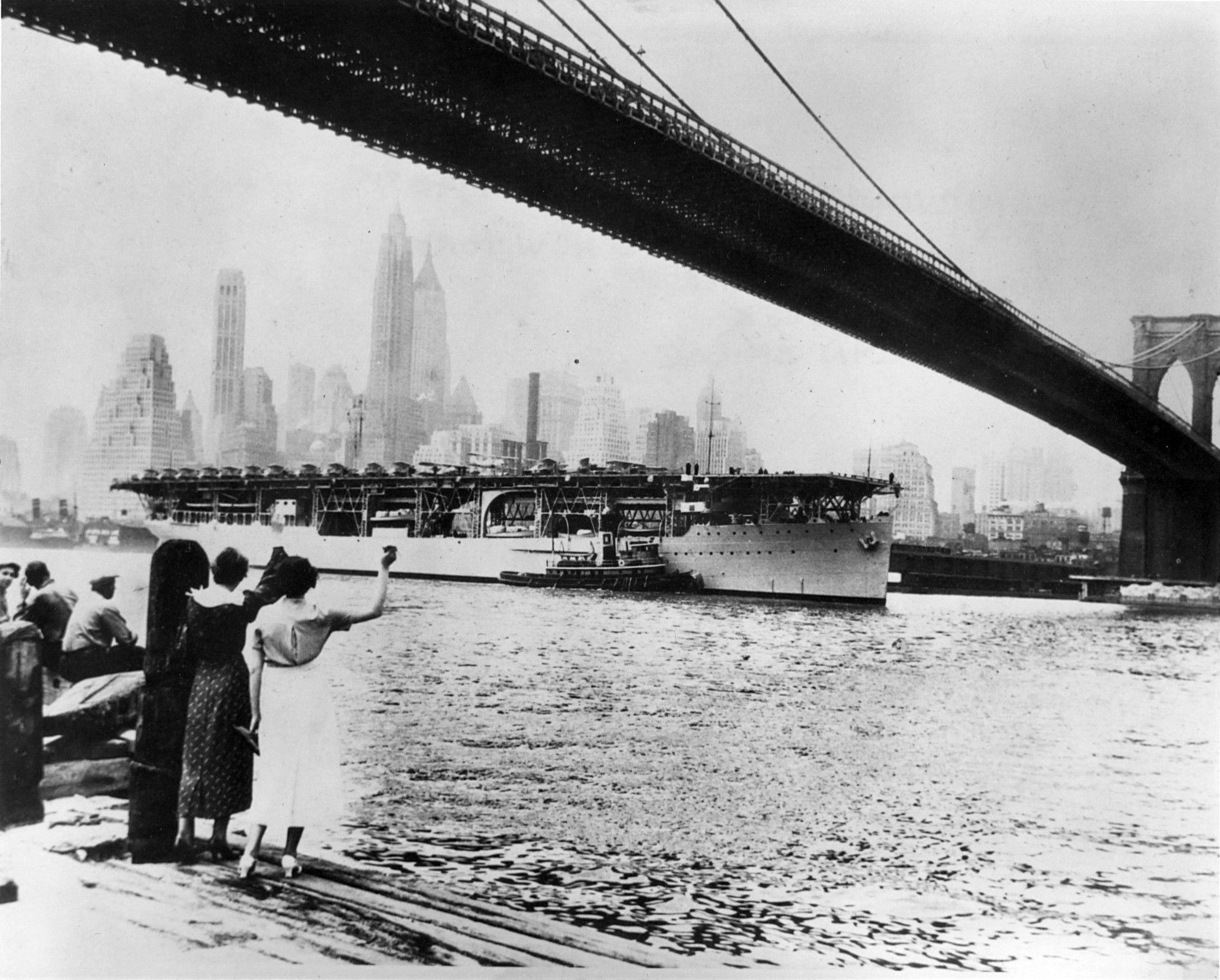 USS_Langley_CV-1_New_York_1934