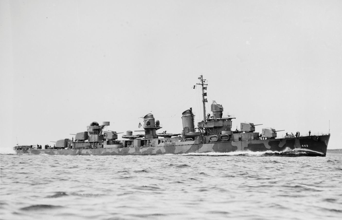USS_Nicholas_(DD-449)_during_trials_on_28_May_1942_e1