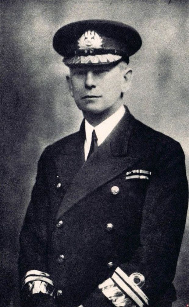 Vice Admiral Jerzy Świrski (1882-1959), the Chief of the Directorate of the Polish Navy.