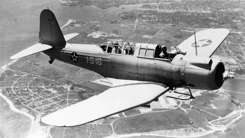 Vought SB2U-3 Vindicator, VS-1 (1)