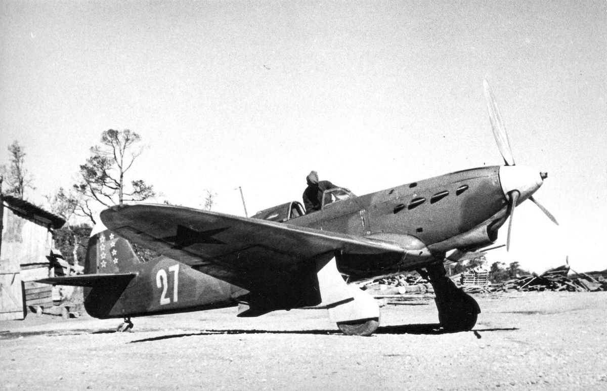 Yak-1 "White 27" , 20 IAP, 1942