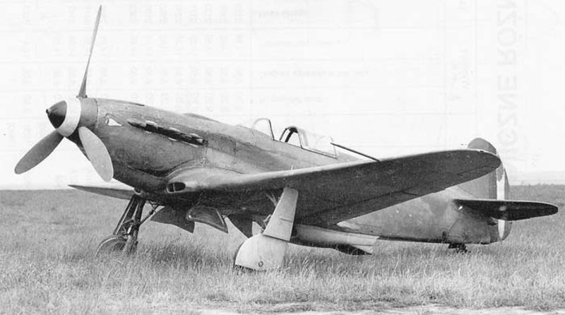 Yak-3 "White 12" of the Normandie-Niemen Regiment ( port side view )