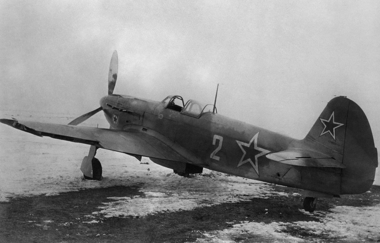 Yak-9D "White 2", 148 GIAP, 1944