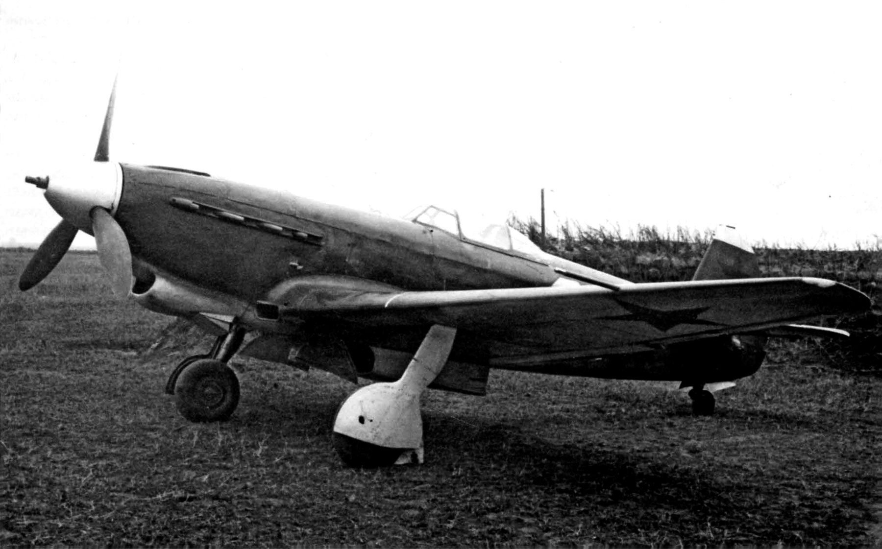 Yakovlev Yak-9T at trials, 1943