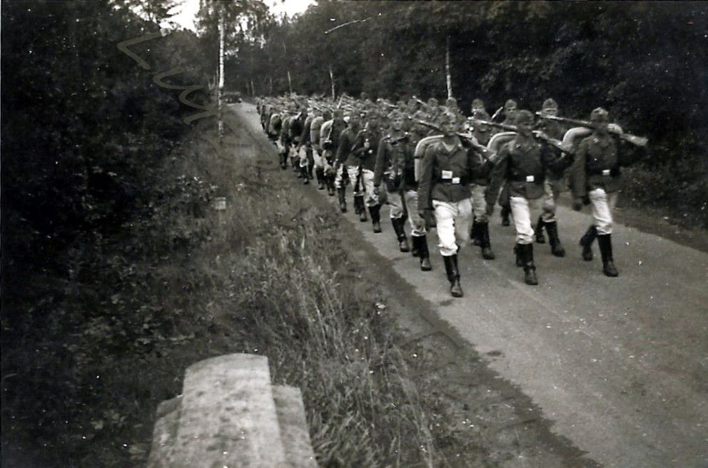 Zugausmarsch August 1937 2.Zug 2.Kompanie bei Quakenbrück